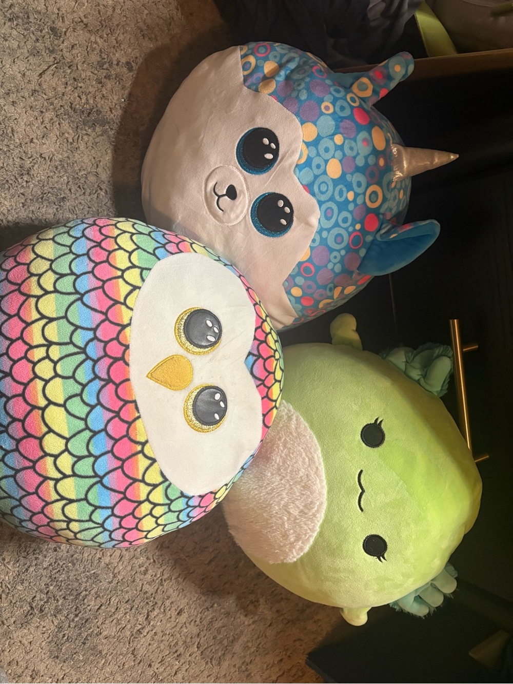 3 squish mellows Bundle inside - Picture 2 of 4